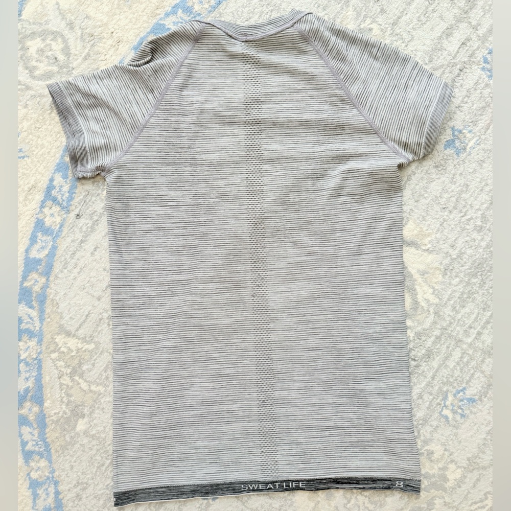 Lululemon Swiftly Tech Short Sleeve Shirt 2.0 Tetra Stripe Asphalt Grey / Black - Picture 11 of 11